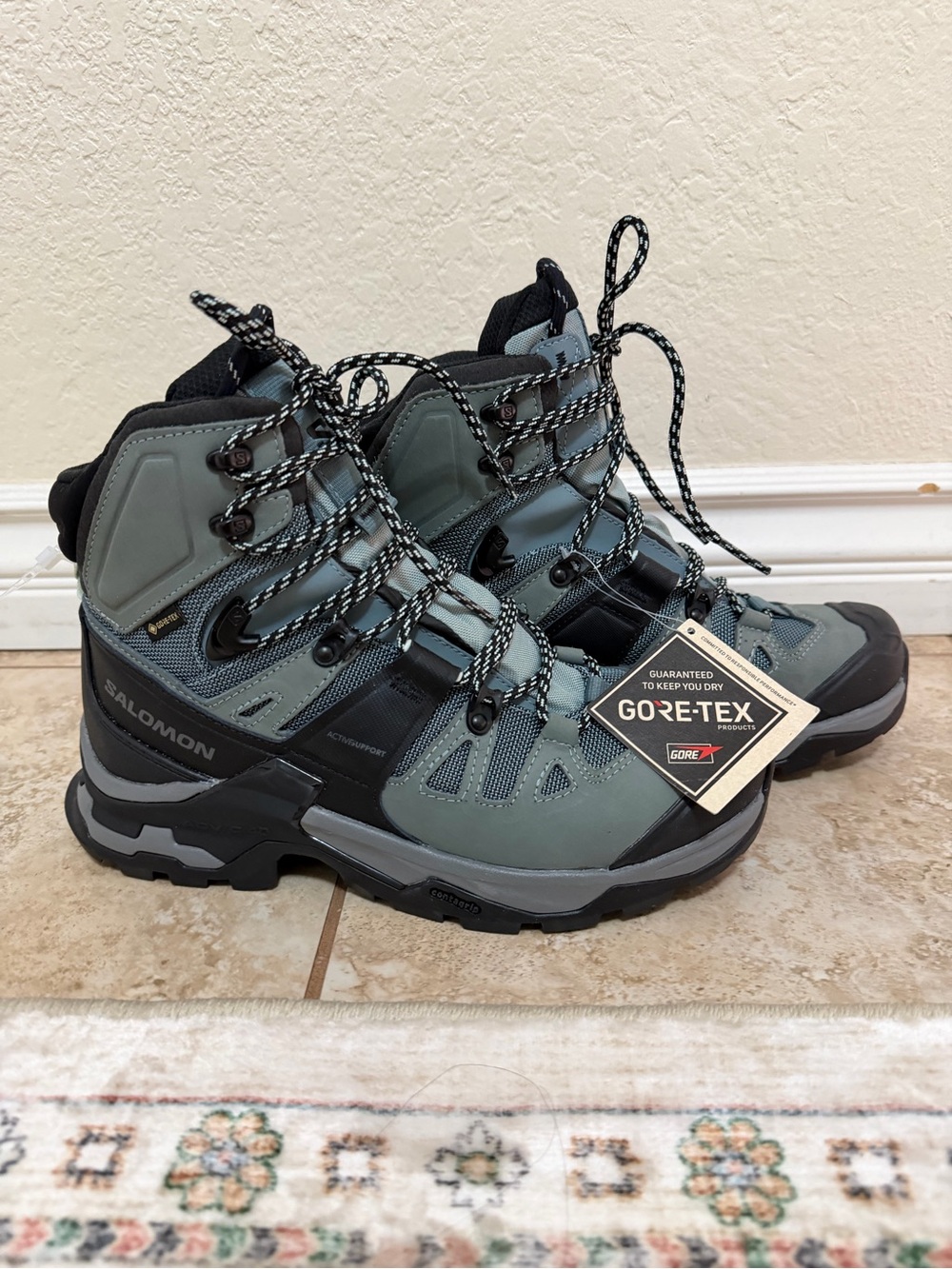 New Salomon Quest 4 GTX Waterproof Hiking Boots size 7.5 - Picture 5 of 12
